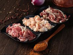 -啊美丽炭火烤肉(滑翔一店)