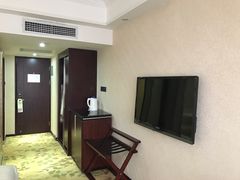 -广东大厦酒店(广州北京路步行街纪念堂地铁站店)