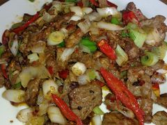 -巍山𤆵肉饵丝