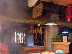 -鱼窝棚柴火铁锅炖(富山屯店)