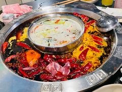 -洞亭火锅(防空洞总店)