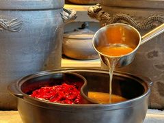 -郑记·古法黑砂锅串串(龙泉店)