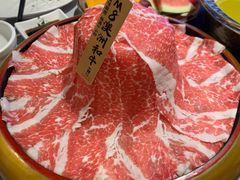 M8和牛-一绪に寿喜烧自助(世茂广场店)