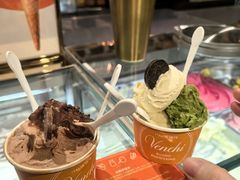 -VENCHI 闻绮(武汉天地店)