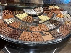 -Laderach 莱德拉(上海环贸iapm店)