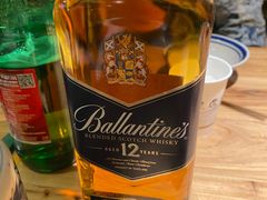 -泥糊破店小酒馆·团建聚餐(南京西路店)