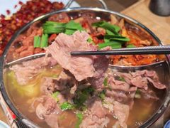 -肖四女乐山跷脚牛肉(滨江天街店)