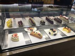 -大中华希尔顿酒店-念自助餐·嗨啤·小龙虾
