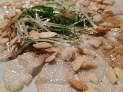 薄切鲜鱼片-穹六人间 people 6(岳阳路店)
