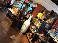 大堂-大匠工房古船木艺术餐厅·猪肚鸡专门店(长白仙岛店)