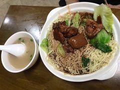 牛腩竹升捞面-七叔公面家(拱北口岸店)