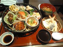 东京小便当-东京和食 Sun with AQUA