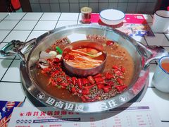 番茄鸳鸯锅-贤合庄卤味火锅(安吉万达店)