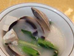 -鹏城人家海鲜酒家·23年老字号(较场尾店)