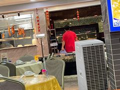 -鹏城人家海鲜酒家·23年老字号(较场尾店)