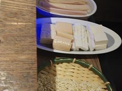 -尚尚仙·酸汤猪手·猪肚鸡火锅(华联万柳购物中心店)