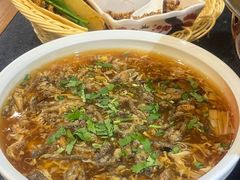 -鲁菜根·泰安菜(万达店)