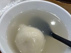 -老西白点心店
