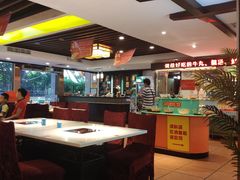 大堂-潮泰牛肉火锅 · 创于1992年(车公庙店)