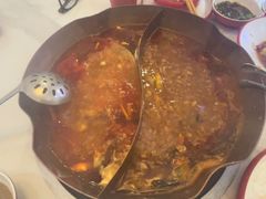 -毛辣果·贵州红酸汤牛肉火锅(西单店)