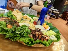 -沐毫傣泐云南菜孔雀宴•手抓饭傣味烧烤(曼听公园店)