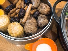 -海派美食·家宴海鲜青岛菜·石锅鲽鱼头(东方城店)