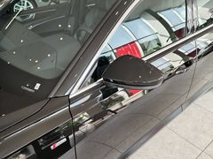 -上海永达奥诚奥迪4S店(申江路店)