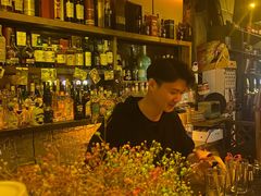 -城墙外BAR