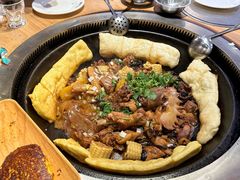 -咱屯子铁锅炖直营店(保利店)