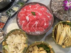 -喃喃椰·糟粕醋·椰子鸡火锅(七堡花园店)