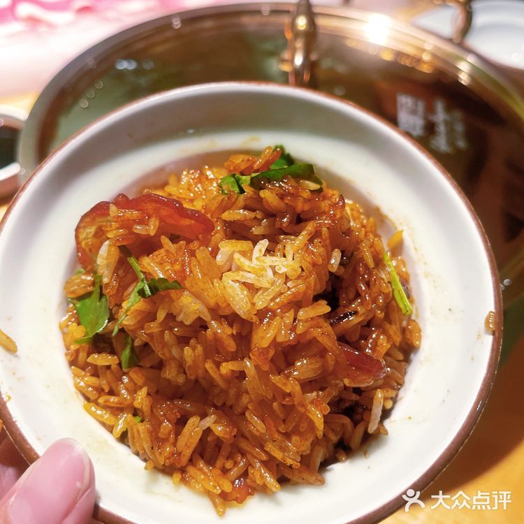 东门的宝藏“椰子鸡”，椰香满满鸡肉来一碗