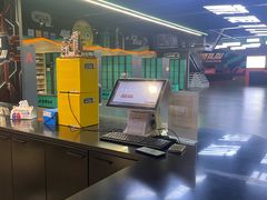 -极限PLAY运动娱乐新世界·团建派对表演休闲馆·室内高空游乐园