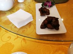 鸿运樱桃肉-大鸿运酒店·苏州菜·松鼠桂鱼(观前街店)