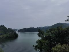 -华凌山庄·隐湖栖