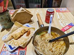 -魔都三兄弟酸辣粉·蘸卤炸串(虹桥万科店)