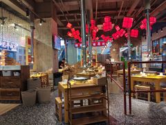 大堂-么肆烤肉·中式自助·烤肉大排档(街道口季佳PAI店)