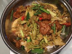 干锅花菜-巴特餐饮6加1音乐餐吧·新疆菜