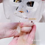 敷完后，觉得自己的脸软软的，很水润，还很有光泽呢！