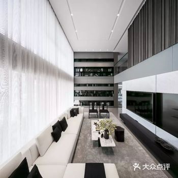 隐居山丘之上，一览他山之小！
