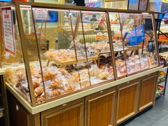 面包甜点陈列柜-山崎面包(静安久光店)