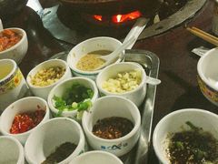 -朝伟清真铜瓢牛肉馆(三十年老·店)