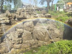 -雪山彩虹谷景区