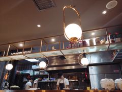 -POKEE VIA&Brunch·维娅(重庆来福士店)