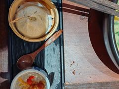 -银米·云南传统过桥米线(双廊黑金冠店)