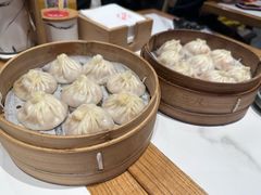 -馋三尺蟹粉小笼(人民广场店)