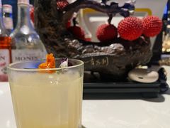 -Mx.cocktail bar