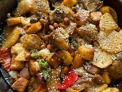 -老钟家烤羊排·敦伊阁清真餐厅胡羊焖饼