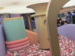 -奈尔宝家庭中心·国风主题·亲子餐厅(豫园商城店)