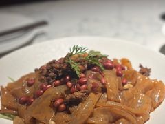 手工麻将拉皮-奉天小馆·非遗东北菜(济南万象城店)