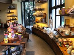 -星巴克(迪士尼小镇店)